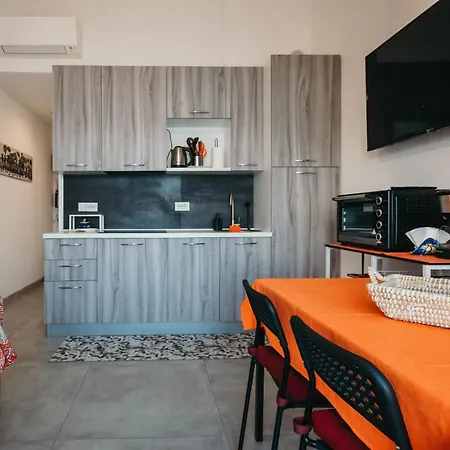 Apartment Bella Vista Con Piscina - Lakeside Leisure & Business *