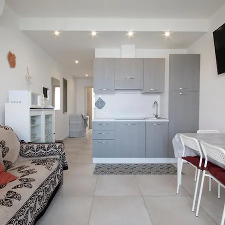 Bella Vista Con Piscina - Lakeside Leisure & Business *