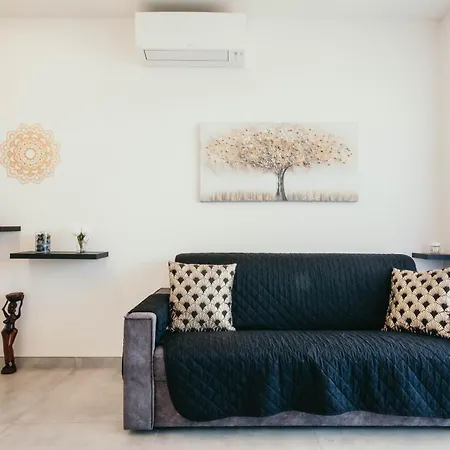 Bella Vista Con Piscina - Lakeside Leisure & Business Apartment