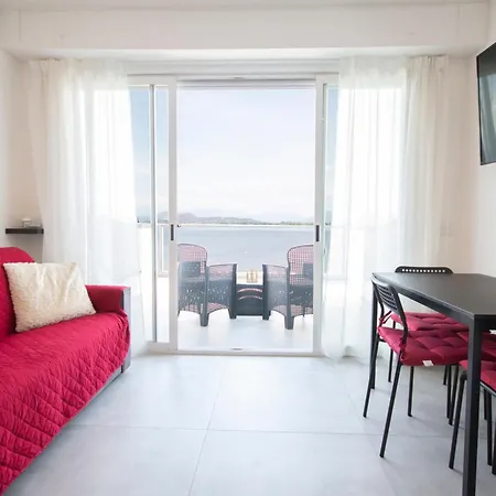 Bella Vista Con Piscina - Lakeside Leisure & Business Appartement