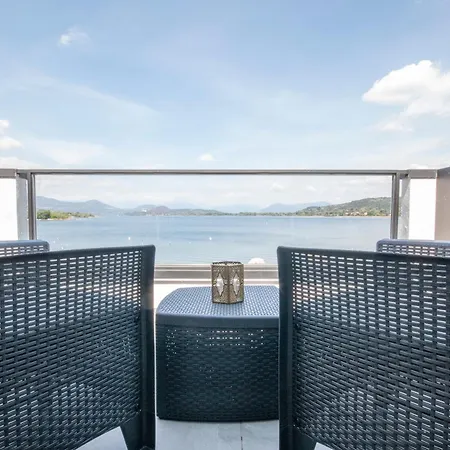 Apartment Bella Vista Con Piscina - Lakeside Leisure & Business