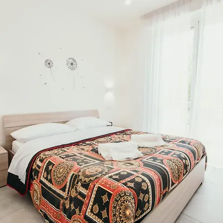 Bella Vista Con Piscina - Lakeside Leisure & Business * Dormelletto