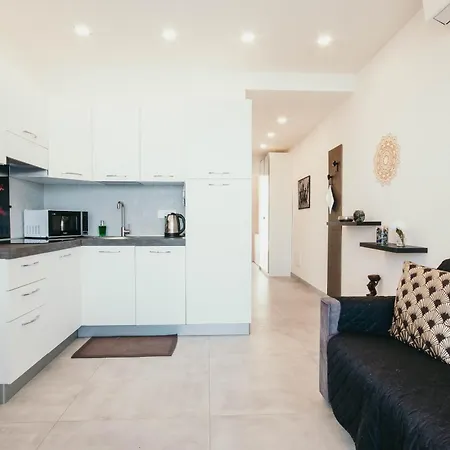 Apartment Bella Vista Con Piscina - Lakeside Leisure & Business