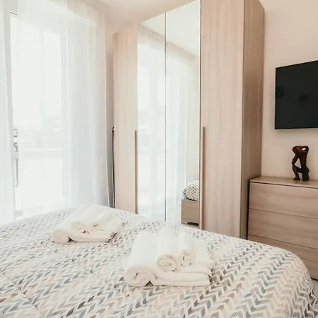 Apartment Bella Vista Con Piscina - Lakeside Leisure & Business *