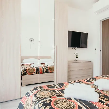 Apartment Bella Vista Con Piscina - Lakeside Leisure & Business