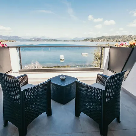 Appartement Bella Vista Con Piscina - Lakeside Leisure & Business