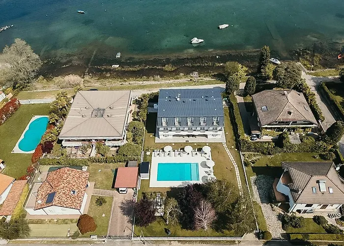 Bella Vista Con Piscina - Lakeside Leisure & Business * ドルメッレット