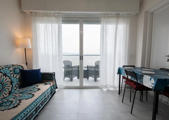 Bella Vista Con Piscina - Lakeside Leisure & Business * ドルメッレット