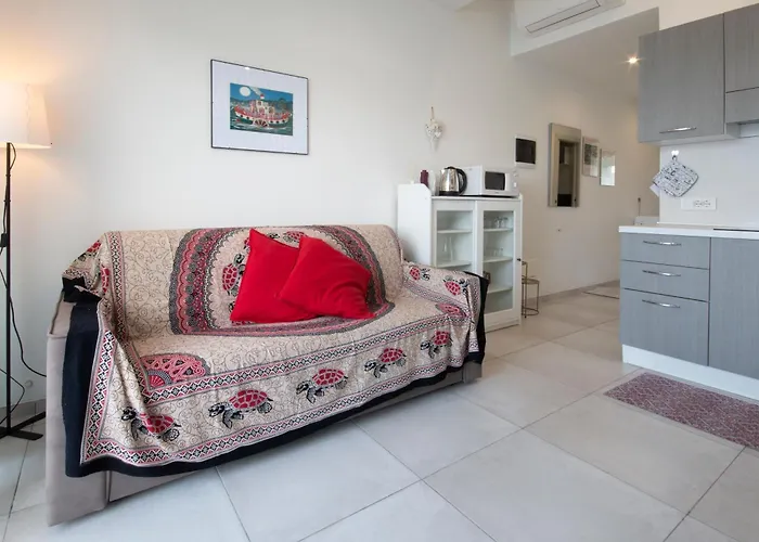 Bella Vista Con Piscina - Lakeside Leisure & Business アパート *