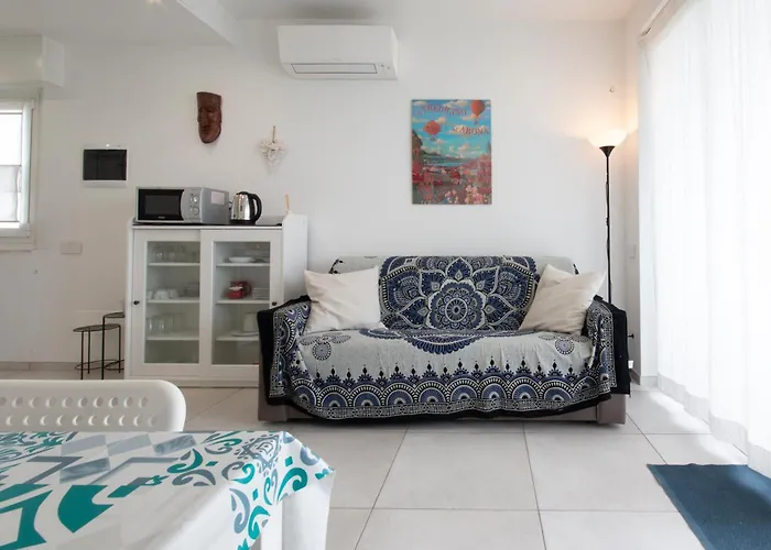 Bella Vista Con Piscina - Lakeside Leisure & Business アパート ドルメッレット