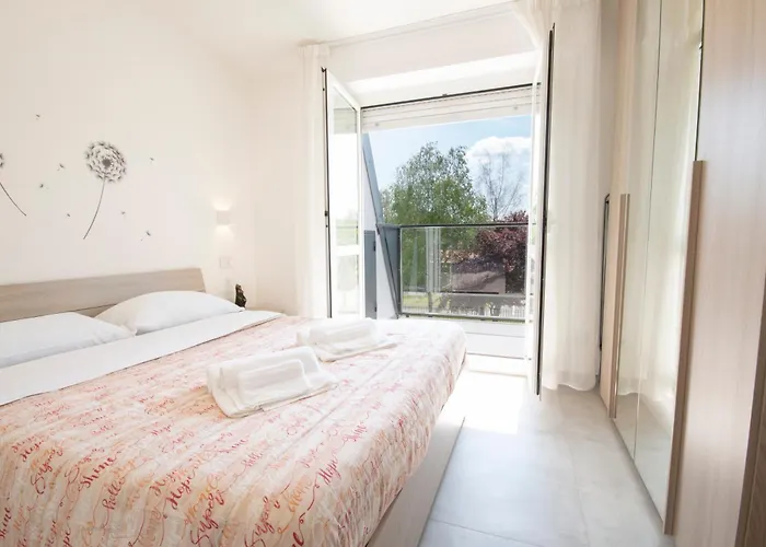 Bella Vista Con Piscina - Lakeside Leisure & Business * ドルメッレット