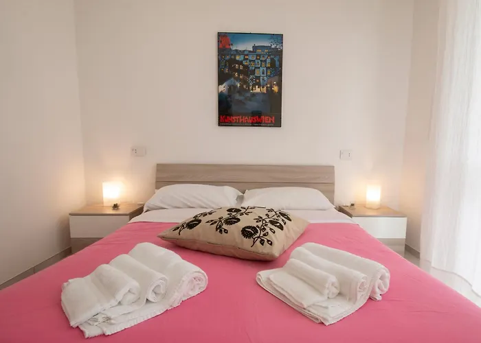 Bella Vista Con Piscina - Lakeside Leisure & Business * ドルメッレット