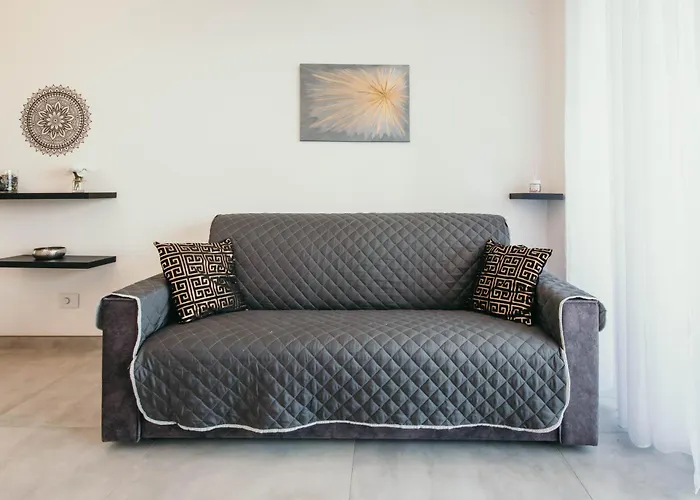 Bella Vista Con Piscina - Lakeside Leisure & Business ドルメッレット